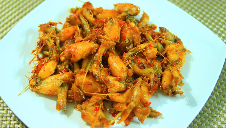 Ếch xào sả ớt