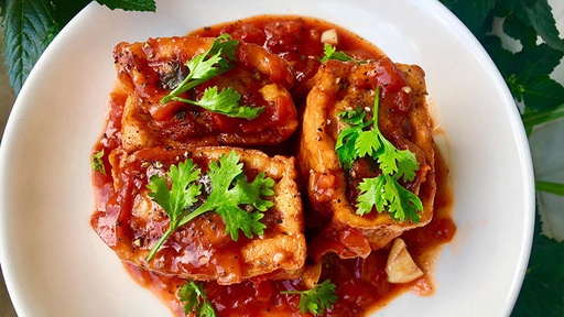 Đậu hũ dồn thịt sốt cà chua