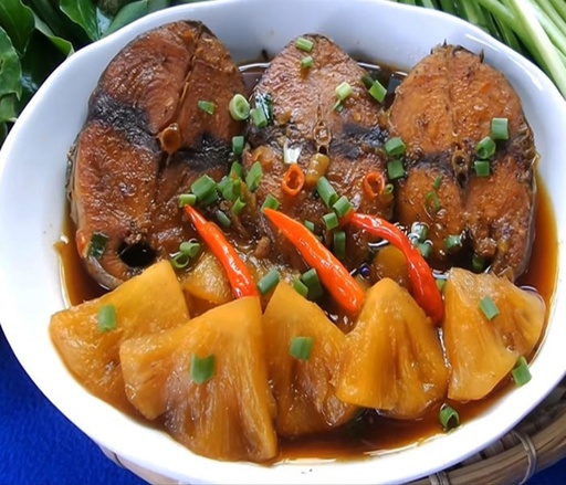 Cá ngừ kho thơm